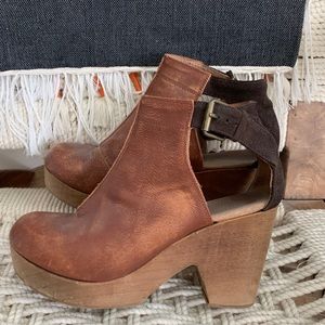 Free People clogs